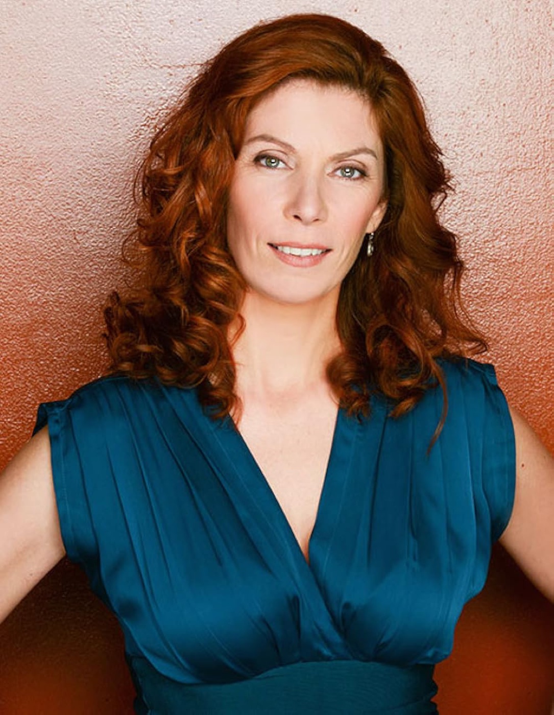 Stephanie Jones, who plays Donna Carter in EFC